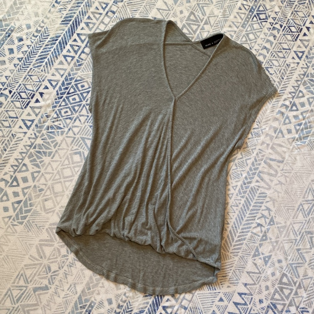 Mimi & Dottie Soft Gray Draped Tee